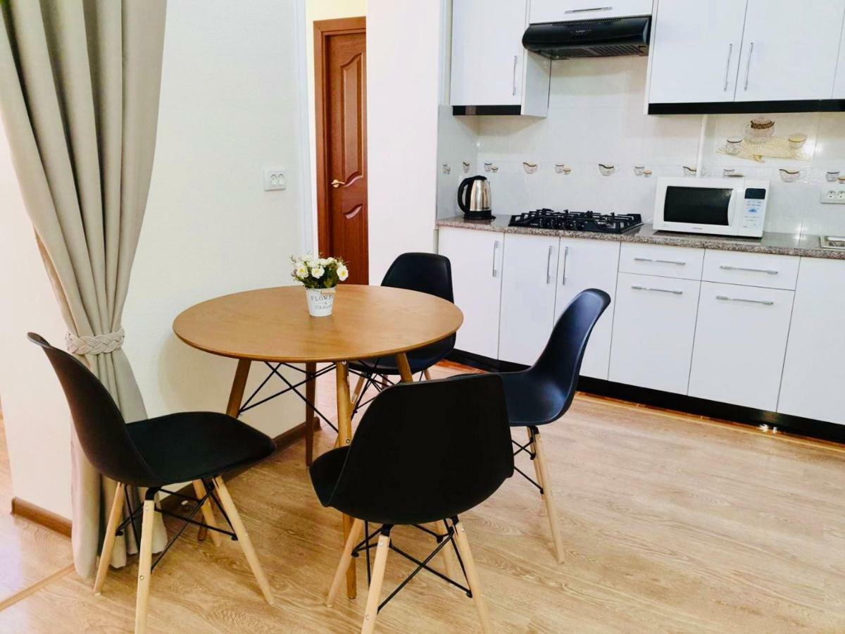 Samarkand Apartment ภายนอก รูปภาพ